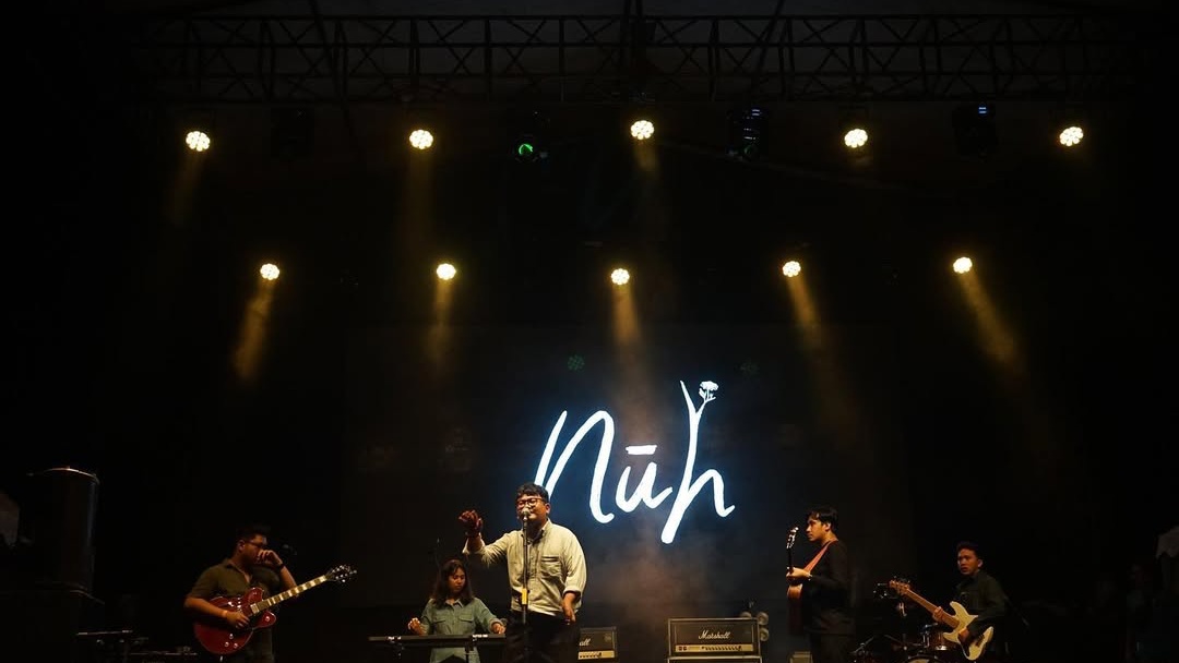 Lirik Lagu 'Teruntuk Mia' Nuh, Viral di Medsos