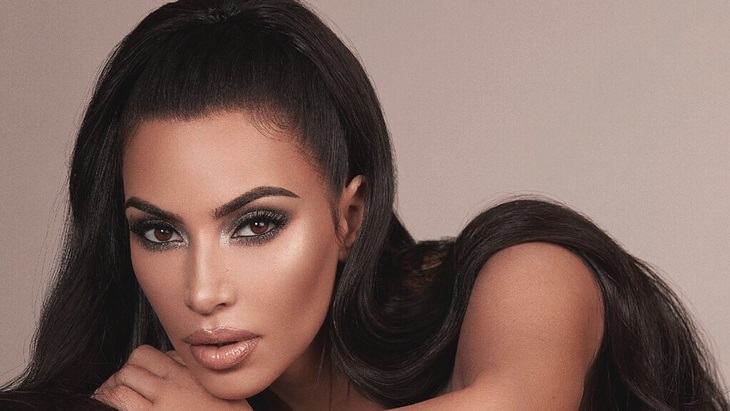 Kim Kardashian bakal Berpakaian Lebih Tertutup, Ada Apa Nih?