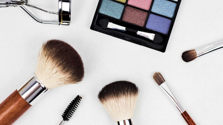 Makeup Tetap On Meski Pakai Masker