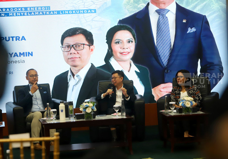 Refleksi Akhir Tahun 2025 MPR Solusi Paradoks Energi: Mewujudkan Kedaulatan, Menyelamatkan Lingkungan