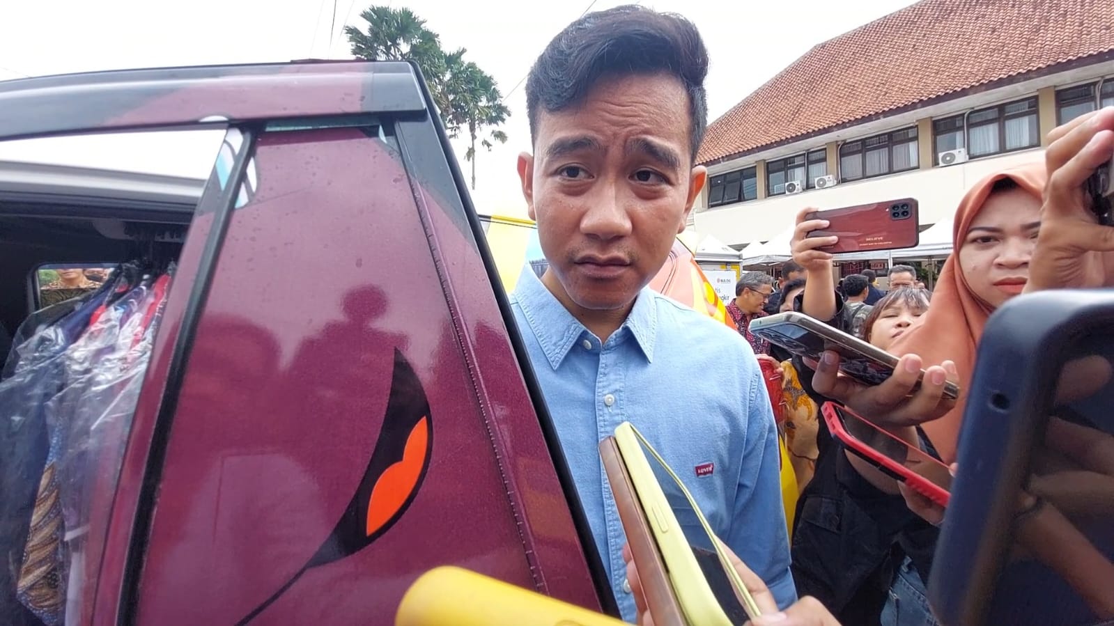 Hasto Sebut Gibran Bohongi PDIP dan Megawati