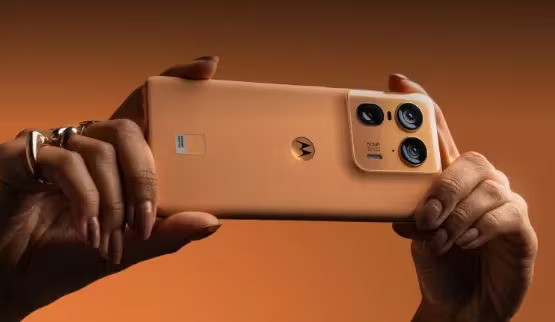 Desain Motorola Edge 70 Ultra Terungkap, Siap Bikin Gebrakan Lewat Tombol Khusus AI!