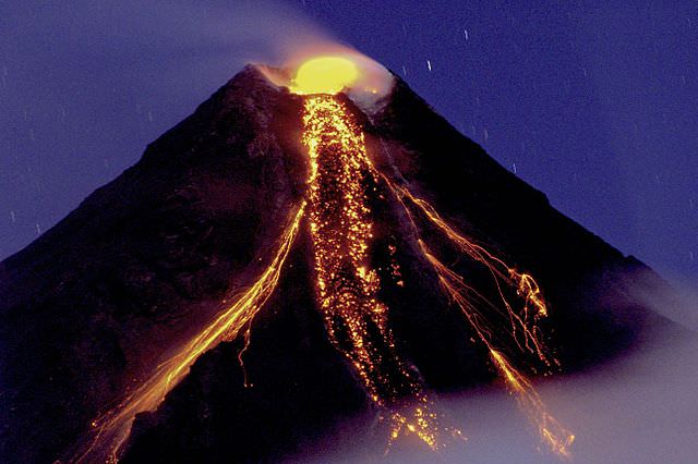 Abu vulkanis mampu mempengaruhi cuaca secara global. (Foto learnado newtonic)