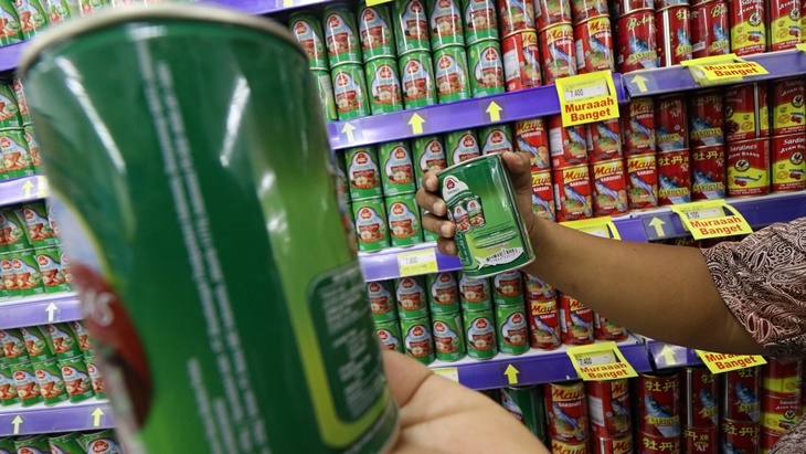 Warga Mukomuko Temukan Ikan Kaleng Mengandung Cacing
