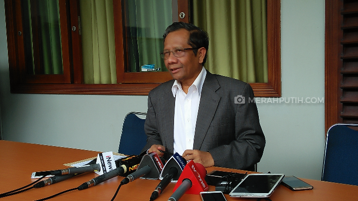 Mahfud MD Minta DPR Segera Tentukan Ketua Baru