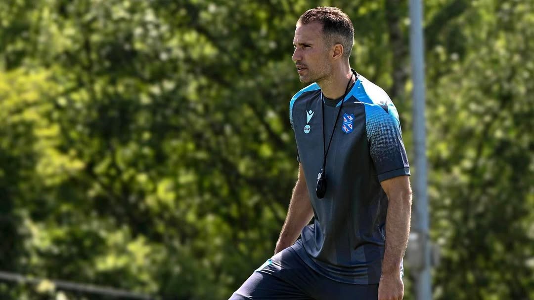 Robin Van Persie Dikabarkan Latih Feyenoord, Reuni dengan Arsenal di Liga Champions?