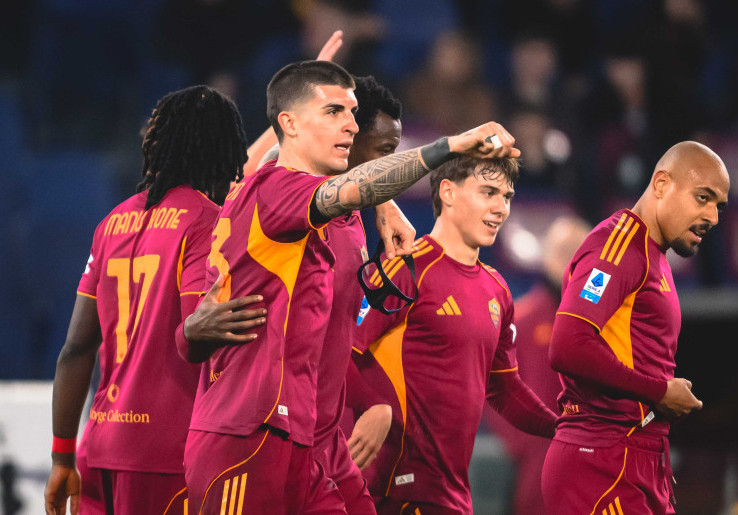 Roma Bangkit di Injury Time Tumbangkan Parma 3-2, Bikin AC Milan di Peringkat 4 Ketar-ketir