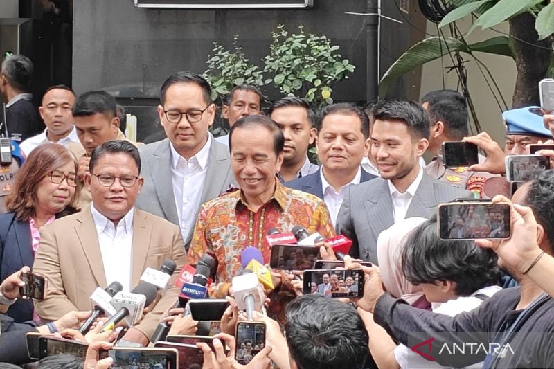 49 Orang Terseret Kasus Laporan Ijazah Palsu Jokowi, Tak Satupun Jadi Tersangka
