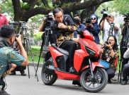 Prank Muhammad Nuh Menang Lelang Motor Listrik Jokowi