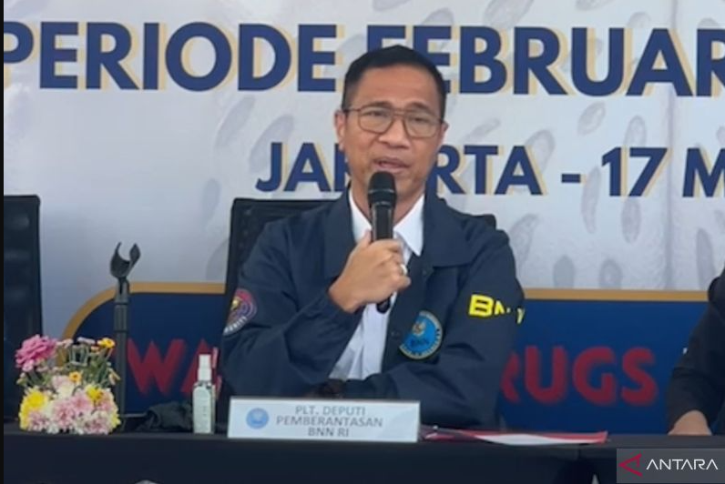 'Bos Gendut' Kampung Bahari Akhirnya Tumbang: BNN Sita Senpi, Emas Batangan, Hingga 98 Kg Sabu