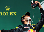 Selebrasi 'Shoey' yang Dilakukan Ricciardo Terbukti Mengancam Kesehatan