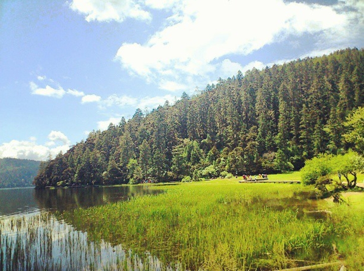 Danau Bita. (Foto: instagram.com/yeeteng_poetic)