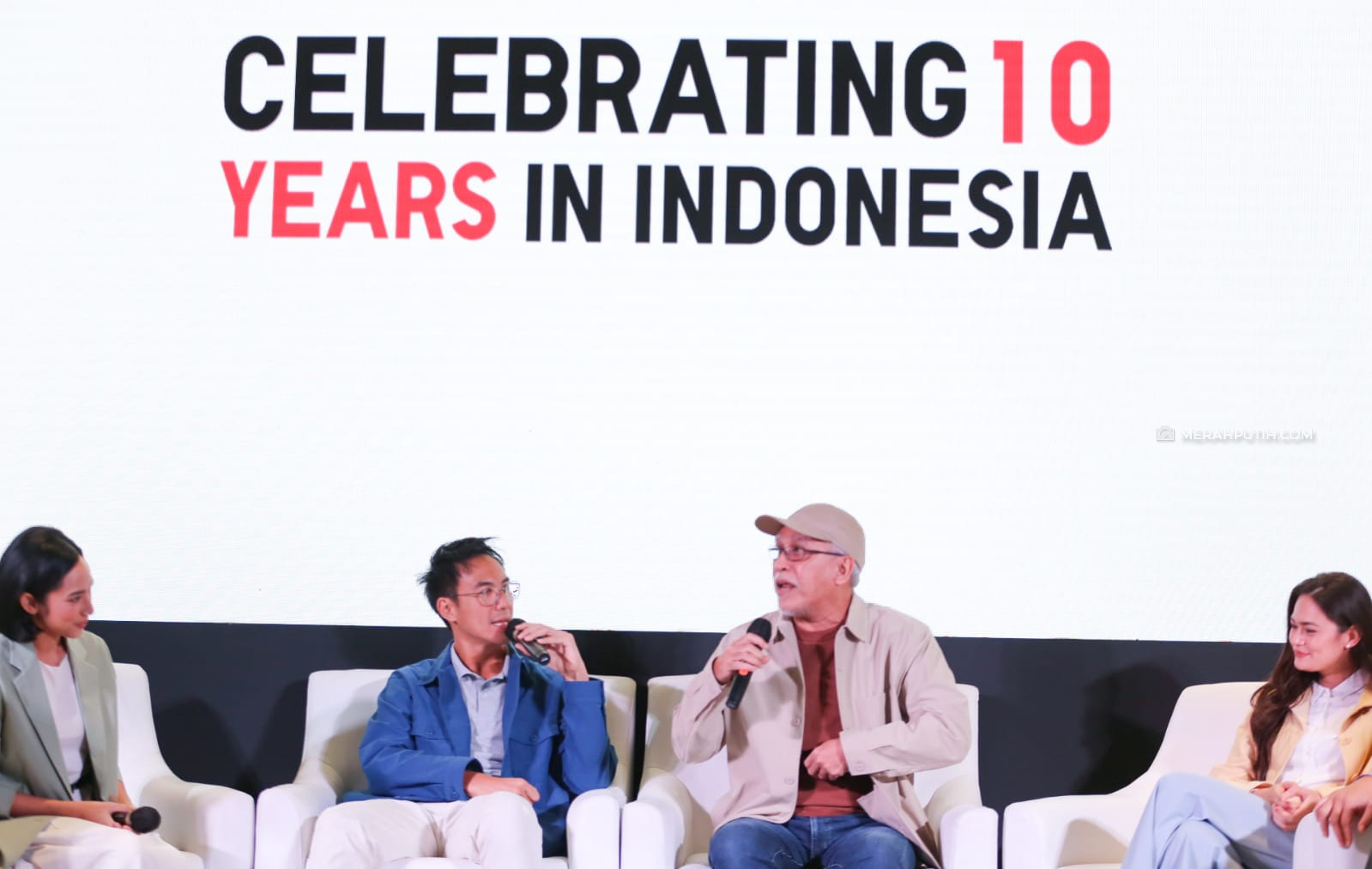 Rayakan 10 Tahun Uniqlo Indonesia di Lokasi Gerai Pertamanya