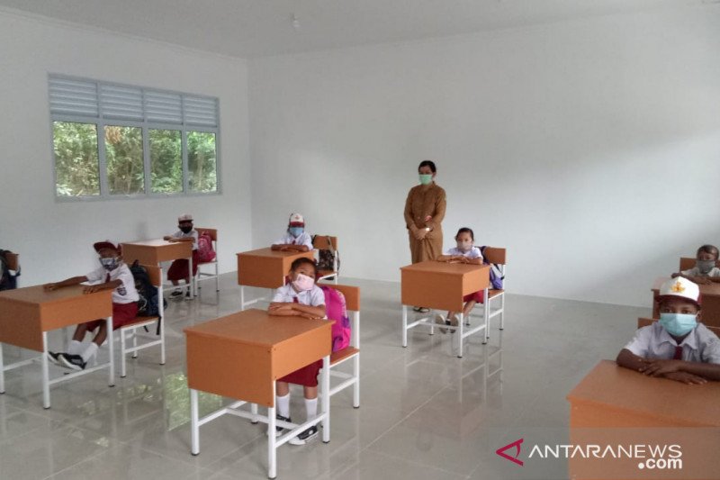 Ratusan Sekolah Mulai Terapkan Kelas Tatap Muka Langsung