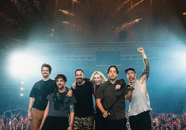 Linkin Park Guncang Allianz Arena Jelang Kick-off Final Liga Champions