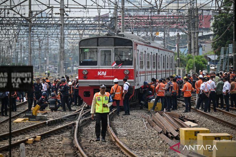 Imbas Kereta Anjlok: KRL Bogor-Jakarta Kota Cuma Sampai Stasiun Jayakarta, Arah Balik dari Gondangdia