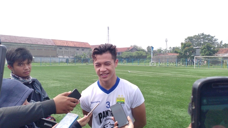Persib Kedatangan Bek Tengah Baru Jelang Liga 1 Bergulir