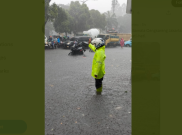 Depan Hotel Samala Cengkareng Ada Genangan, Pengendara Diminta Hati-Hati