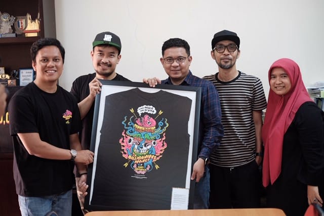 Laku Rp 40,5 Juta, Hasil Lelang T-Shirt Billionaire’s Project Disumbangkan