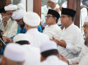 Anies, Cak Imin dan Gibran Makan Bareng di Haul Habib Ali Solo