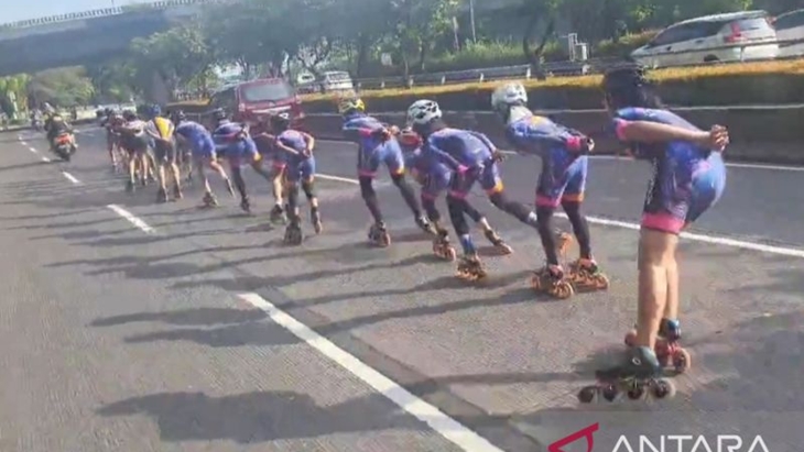 Wagub DKI Bakal Tindak Pemain Sepatu Roda di Tengah Jalan Raya