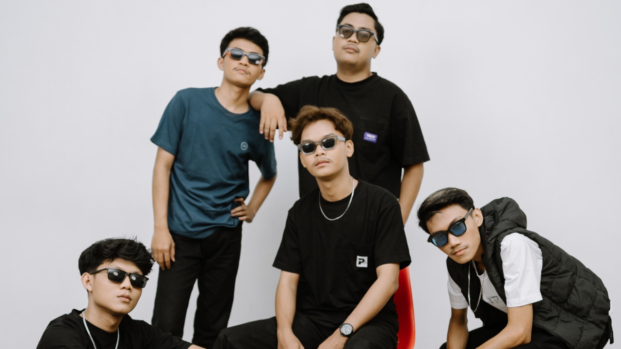 Vadesta Rilis 'Aku Tetep Bali', Kisah Keteguhan Hati untuk Bertahan demi Cinta