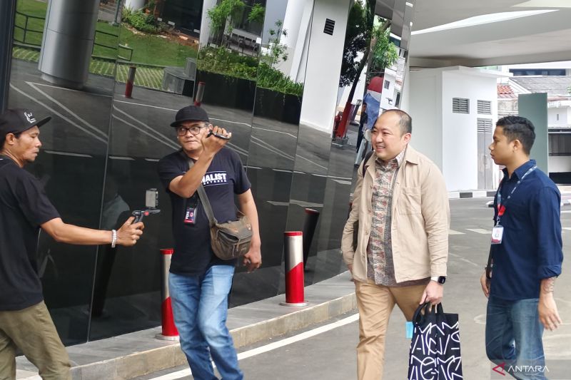  Hari Ini Direktur Utama Sritex Iwan Kurniawan Lukminto Diperiksa Kejagung