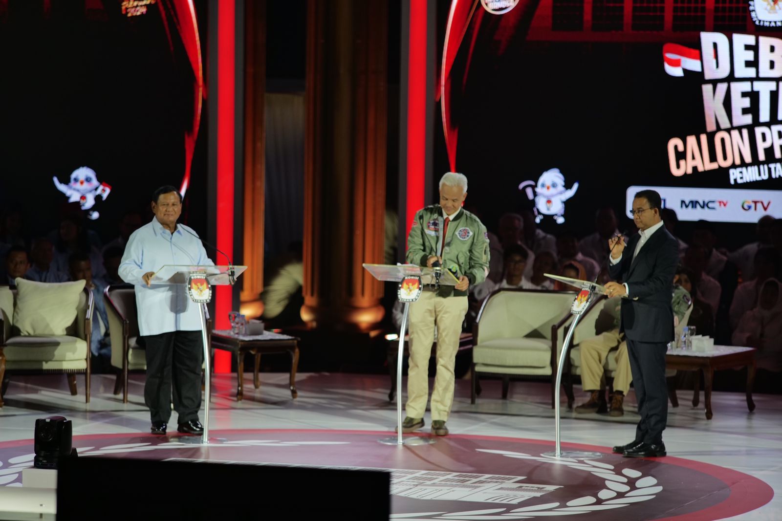 Tidak Bersalaman dengan Anies, Prabowo: Ga Dateng ke Saya, Saya Lebih Tua