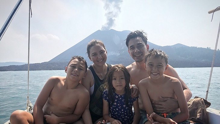 Yuk Mengintip Betapa Romantisnya Darius dan Anak-Anaknya