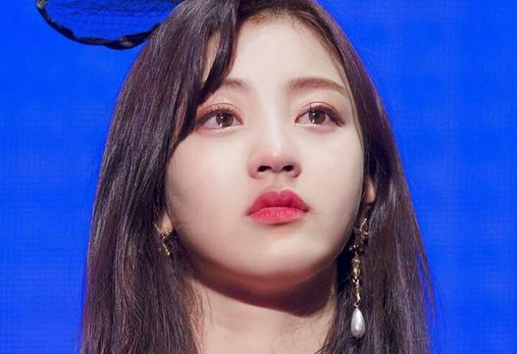 Grup pertama Jihyo TWICE bubar sebelum ia resmi debut (Foto: Koreaboo)