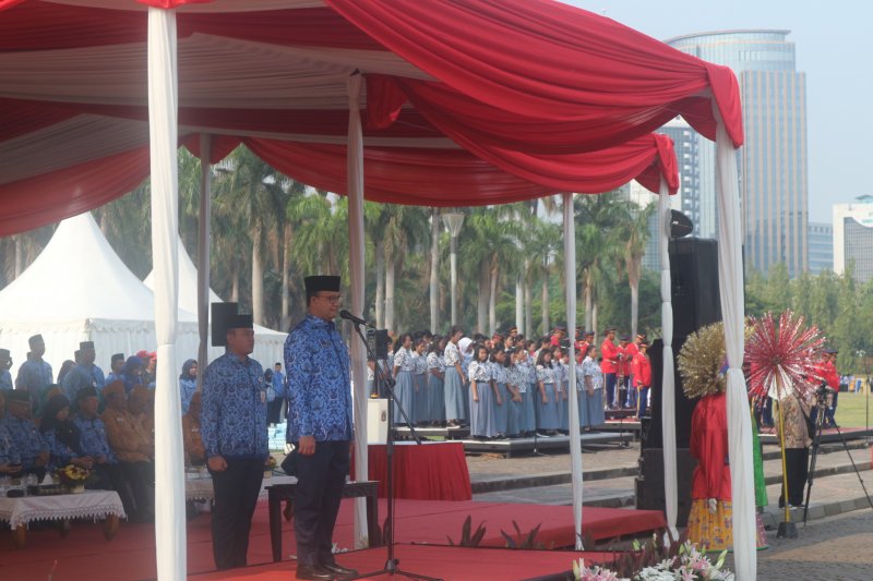 Jawaban Anies Dikritik Ketua Komisi D Soal Prioritas Trotoar Ketimbang Waduk