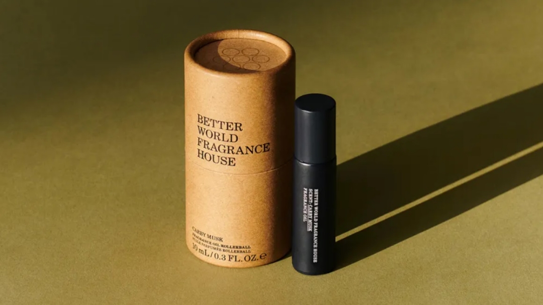 Drake Luncurkan Koleksi Parfum Baru