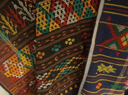 Warna-Warni Indah Motif Kain Ulos Khas Sumatra Utara