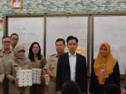Gibran Tinjau Makan Bergizi Gratis di SDN 03 Menteng