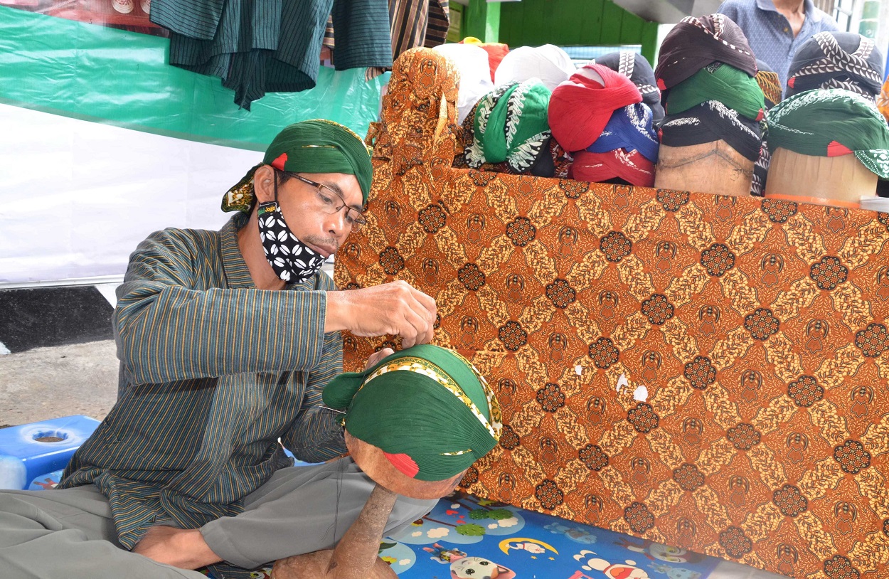 Cara Jitu Pengrajin Blangkon Yogyakarta Survive saat Pandemi COVID-19