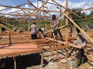 Polisi dan Tentara Dikerahkan Bangun Huntara Bagi Korban Bencana Sumatera