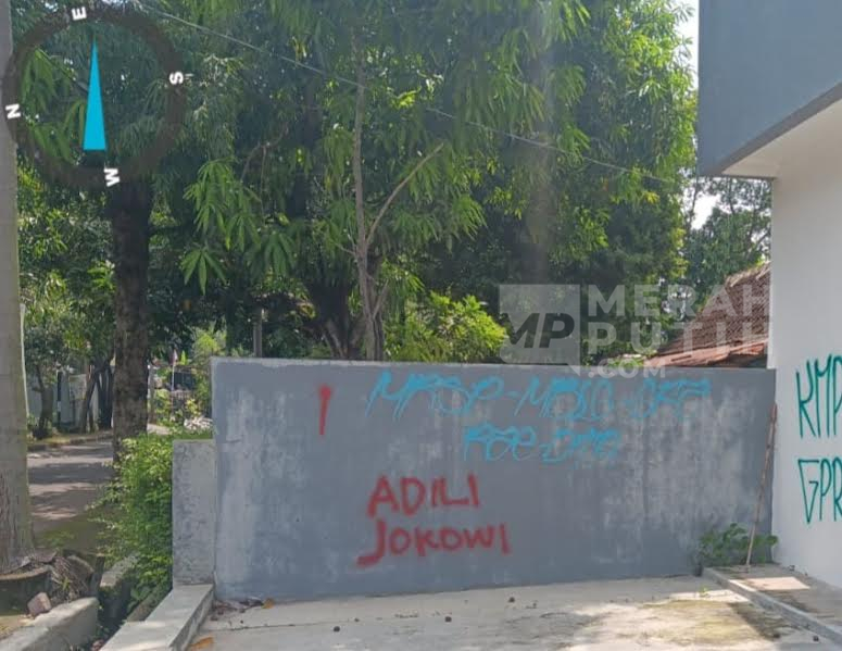 'Adili Jokowi' Hiasi Sudut Kota Solo, Satpol PP Gercep Lakukan Pembersihan