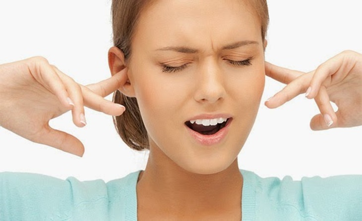 Kenapa Sih Saat Naik Pesawat Telinga Kita Bisa Sakit