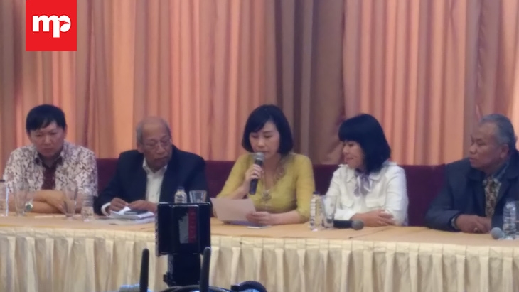 Tangis Veronica Meledak Saat Bacakan Surat Ahok, Begini Isinya