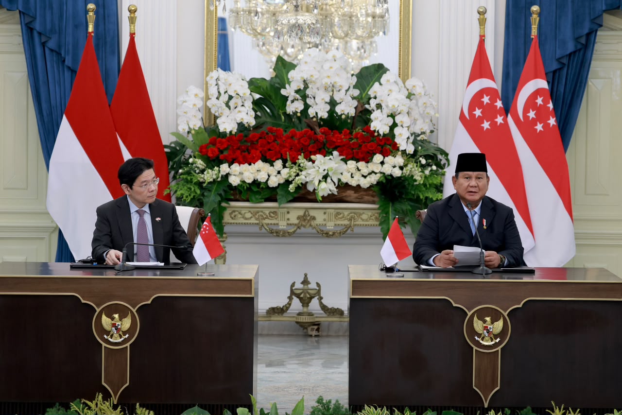 Presiden Prabowo Bahas Isu Global Bersama PM Singapura, Tegaskan Sikap ASEAN Utamakan Diplomasi