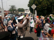Rizieq Mencak-mencak Ngotot Enggan Sidang Virtual