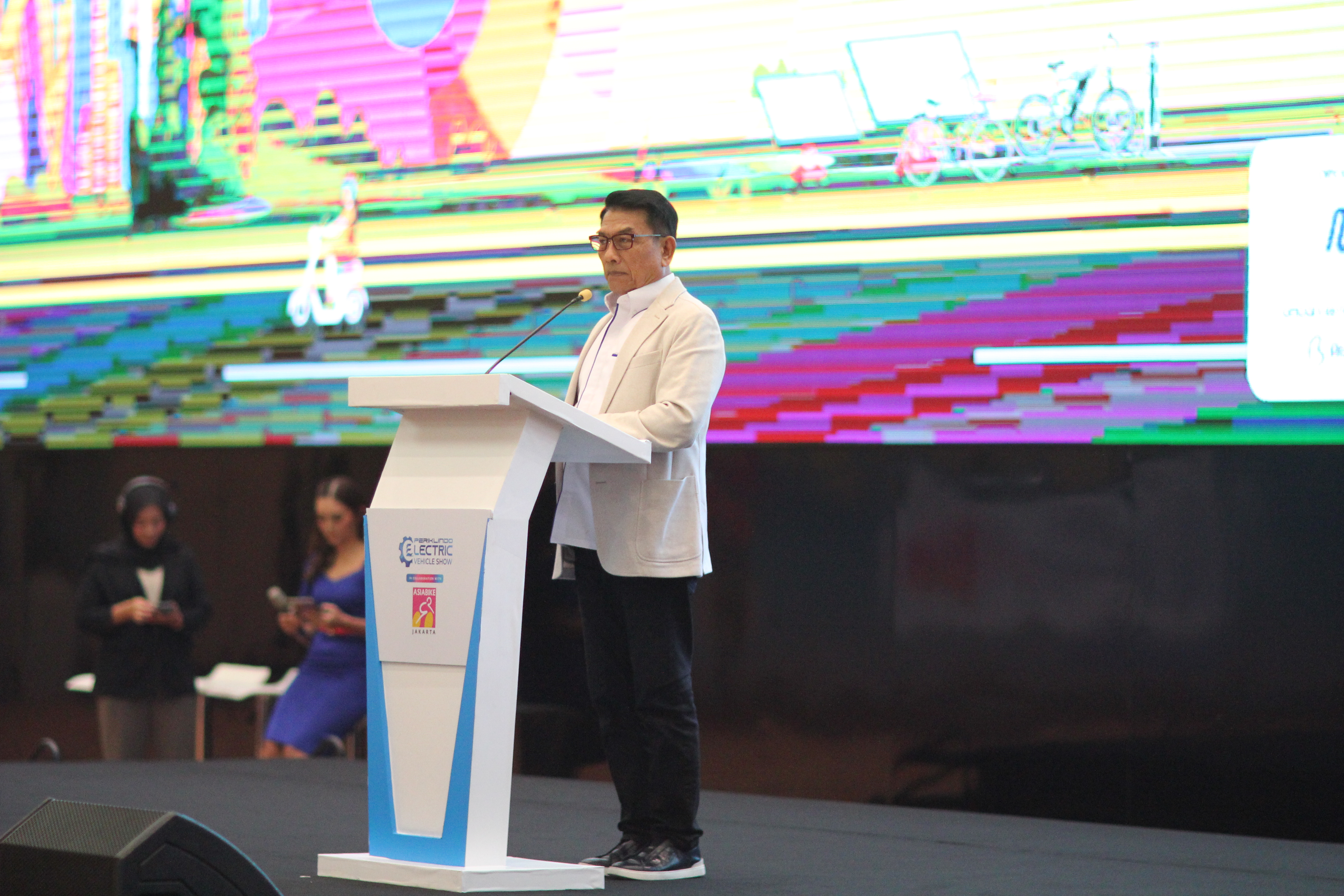 Lebih dari 130 Peserta Ramaikan PEVS 2025, Momentum Pertumbuhan Industri Kendaraan Listrik Nasional