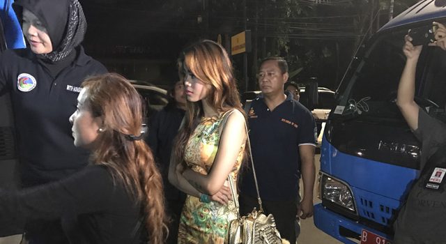 Razia BNN dan Polda Metro Jaya terhadap pengunjung Diskotek Black Owl