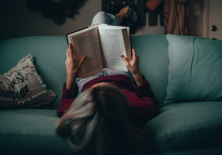 Tiga Penyebab Rendahnya Minat Baca Buku di Indonesia