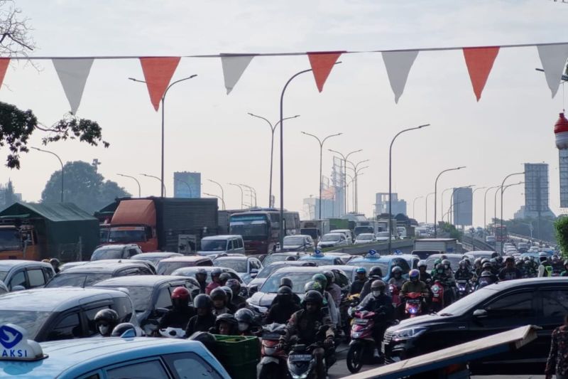 Macet Horor di TB Simatupang, Pramono Minta Proyek Diselesaikan Sebulan Lebih Cepat