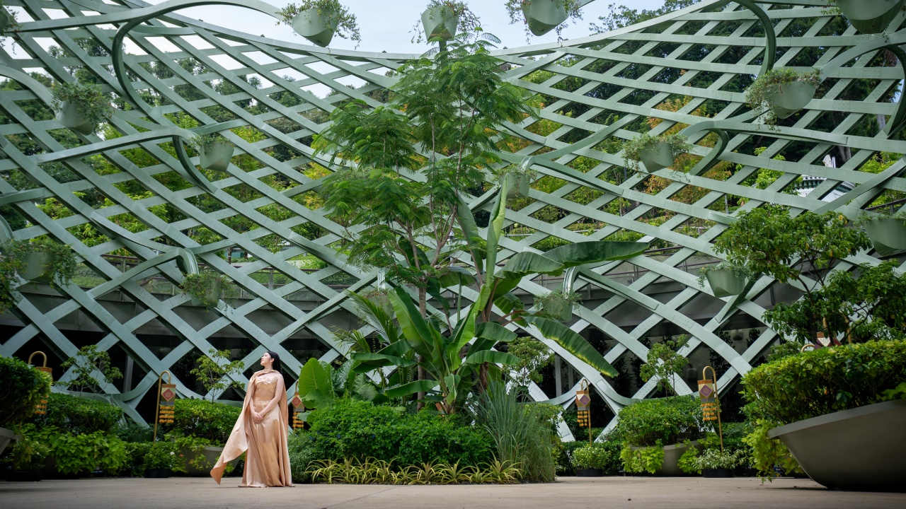 Tiara Andini Tampilkan Kedewasaan Emosi Lewat 'Cinta Seperti Aku', Kolaborasi dengan Singapore Tourism Board untuk Video Musik