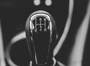 Lexus Kembangkan Transmisi Manual untuk Mobil Listrik