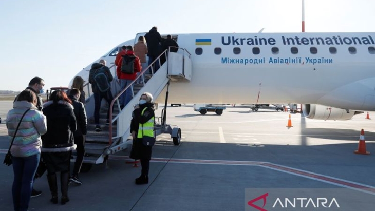 Ukraina Tutup Wilayah Udara bagi Penerbangan Sipil