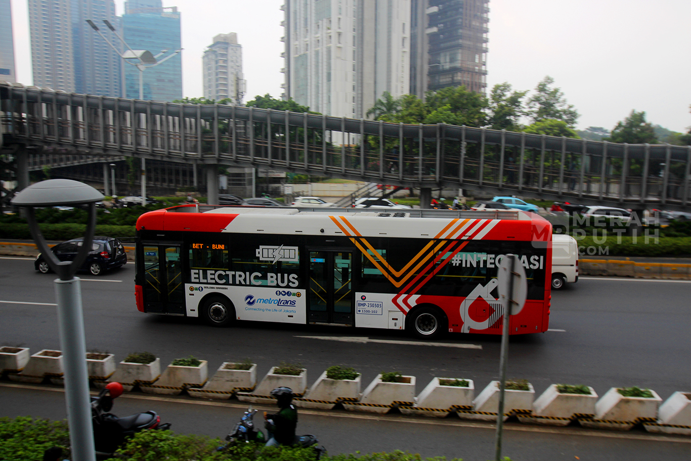 Damri Operasikan 116 Bus Listrik dari Kuota 500 Bus Buat TransJakarta