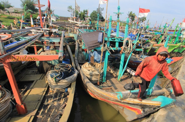 Cuaca Ekstrem Ratusan Nelayan Berhenti Melaut